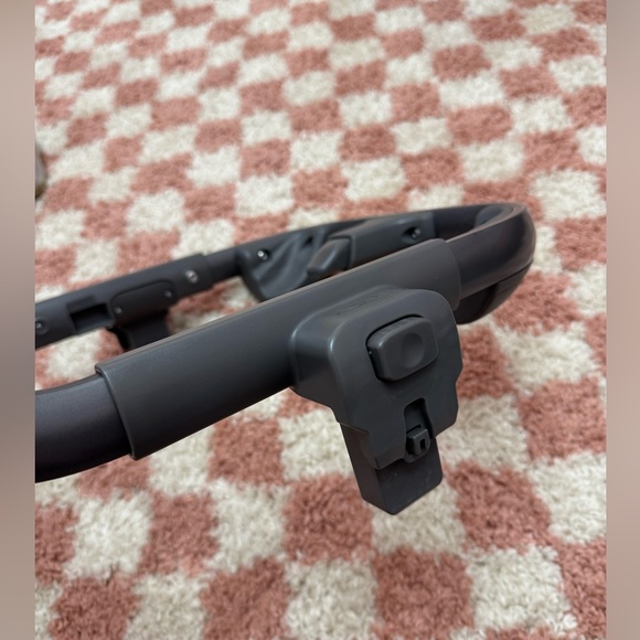 Nuna mixx stroller car seat adapter (grey) - Picture 7 of 7